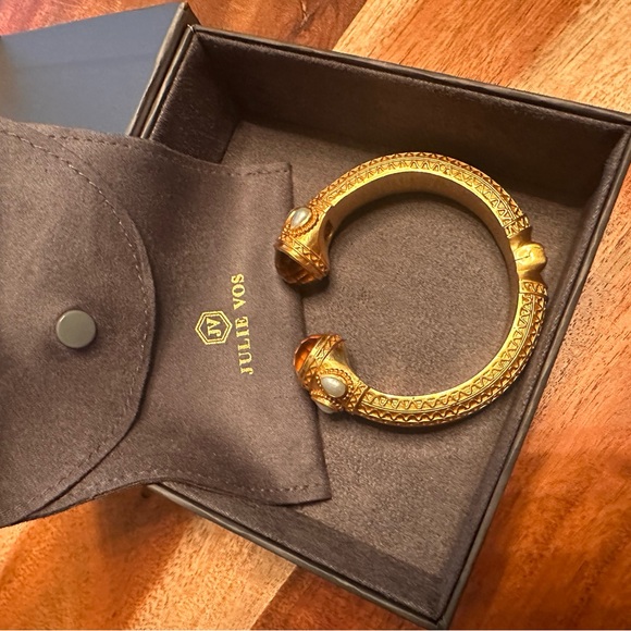 RETIRED Julie Vos Amber & Pearl Hinged Bangle Cuff Bracelet 24k Gold Plated - Picture 9 of 10